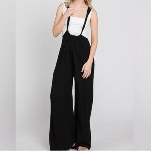 ZENANA Wide Leg Tie Back Suspender Jumpsuit overalls pants Black Small EUC